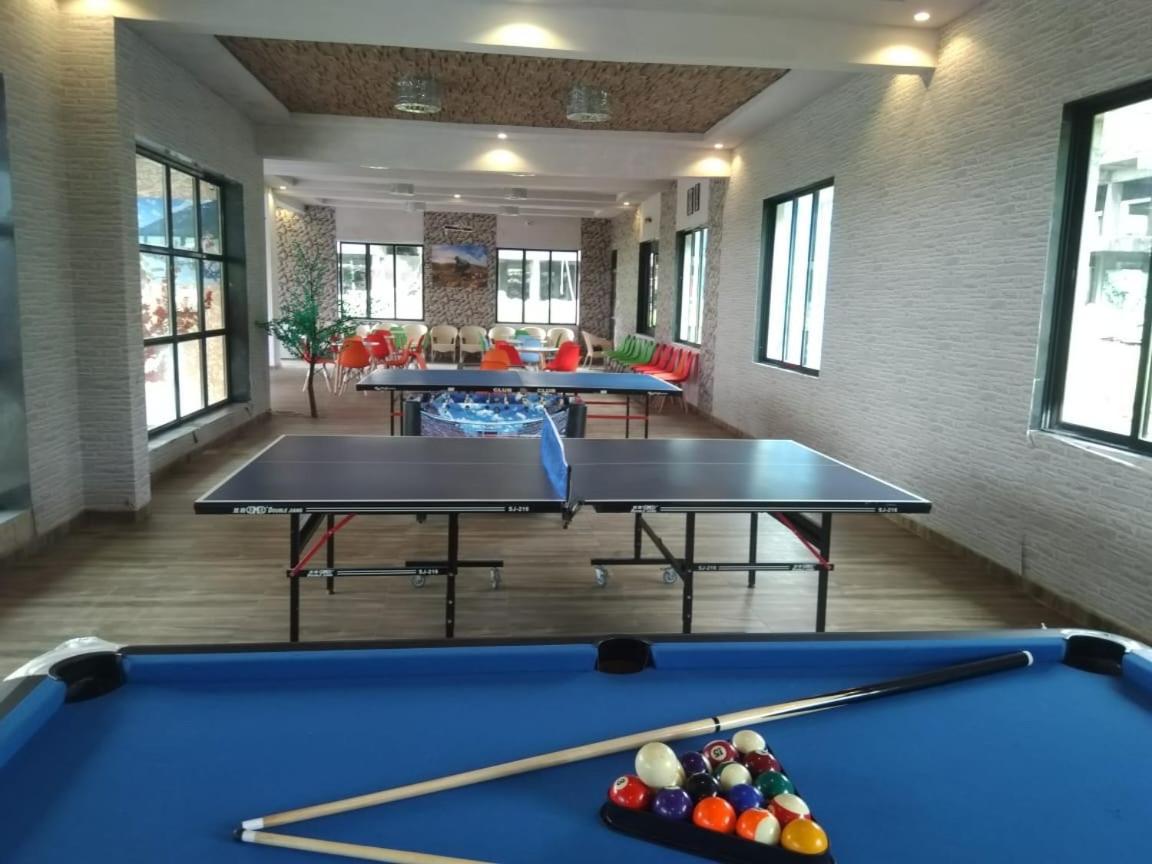 สตรอเบอรี ฮิลล์ ซาปุตรา Hotel สปุถะระ ภายนอก รูปภาพ