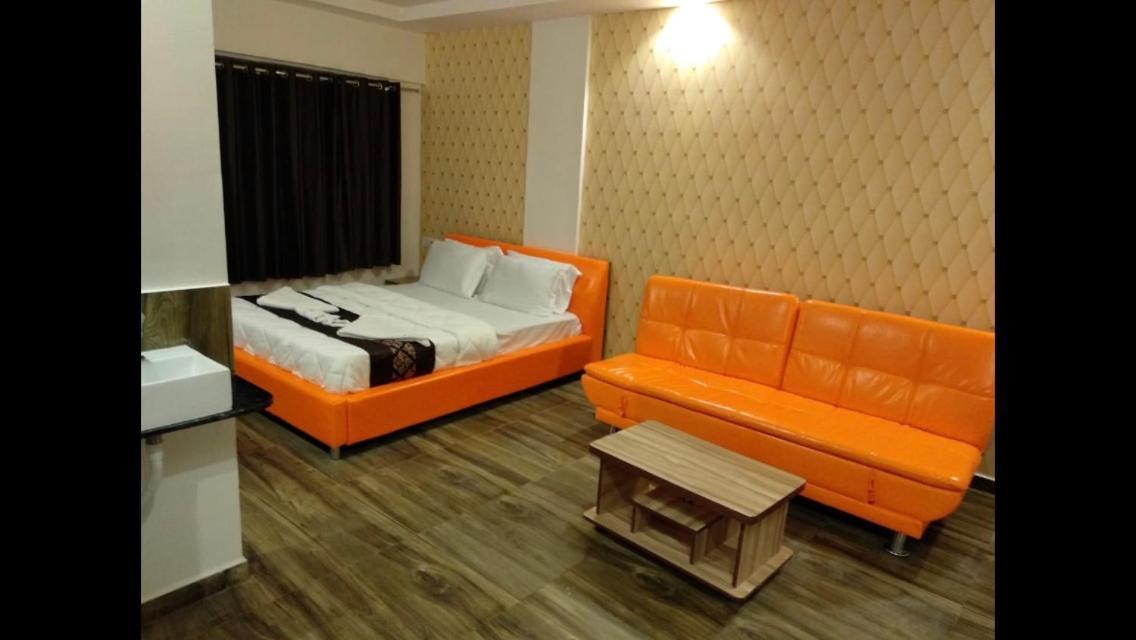 สตรอเบอรี ฮิลล์ ซาปุตรา Hotel สปุถะระ ภายนอก รูปภาพ
